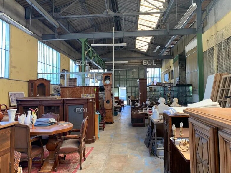 Industrial in Les Mées for sale - Interior Photo - Image 1 of 7
