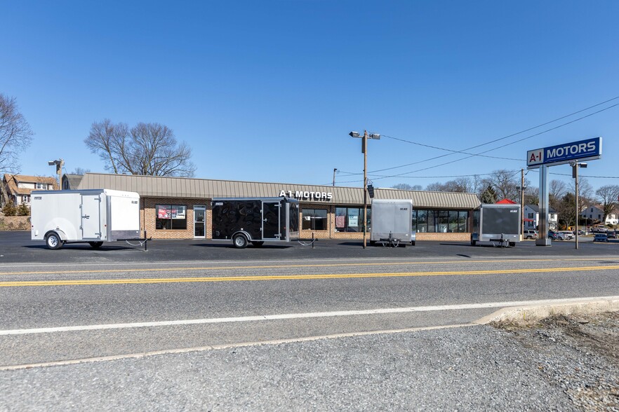 545 W Loudon St, Chambersburg, PA for sale - Building Photo - Image 2 of 13