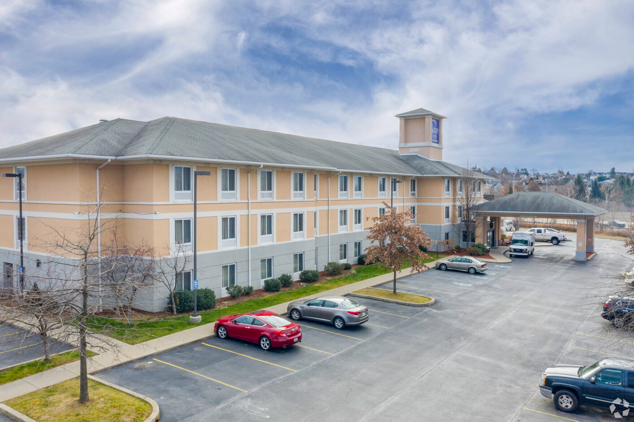 102 Monahan Ave, Dunmore, PA for sale Primary Photo- Image 1 of 1