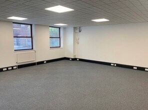 Bedford Rd, Petersfield for lease Interior Photo- Image 2 of 4