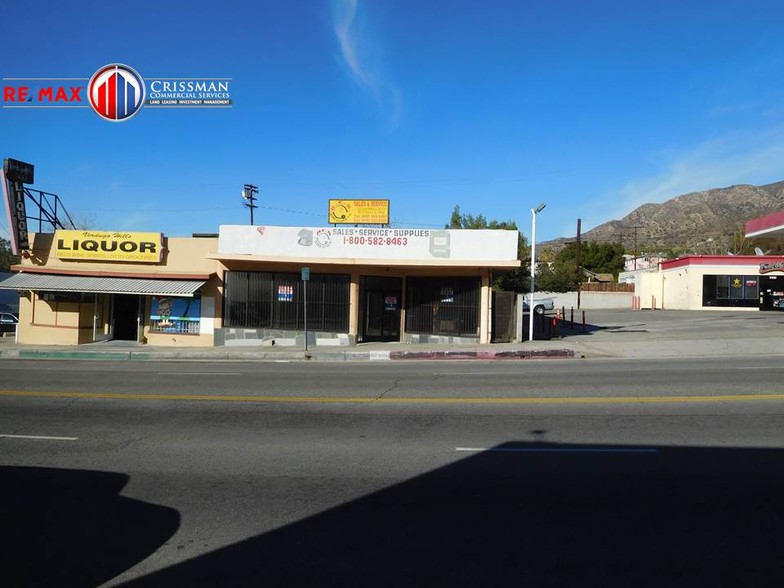 7115 Foothill Blvd, Tujunga, CA for sale - Building Photo - Image 1 of 1