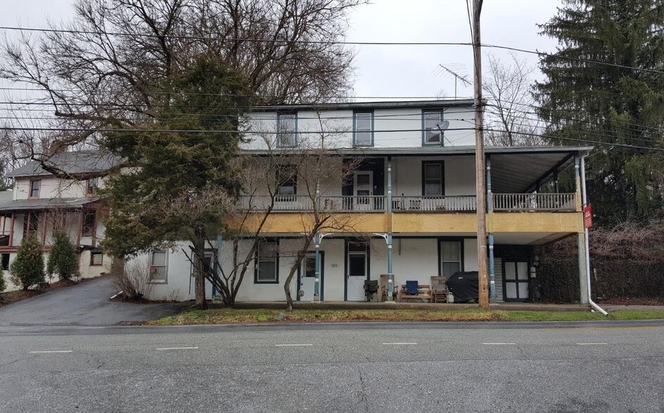 2103 Strasburg Rd, Coatesville, PA 19320