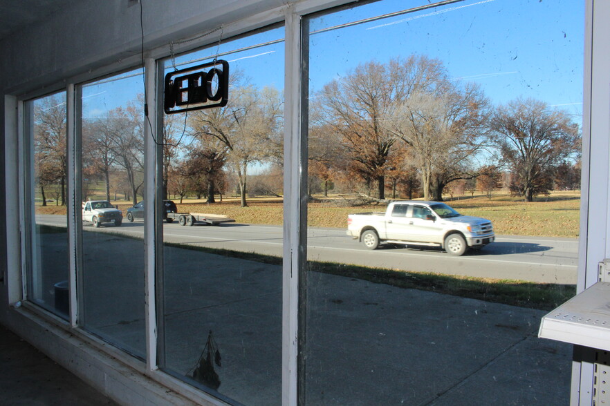 1900 E Liberty St, Mexico, MO for sale - Building Photo - Image 1 of 1