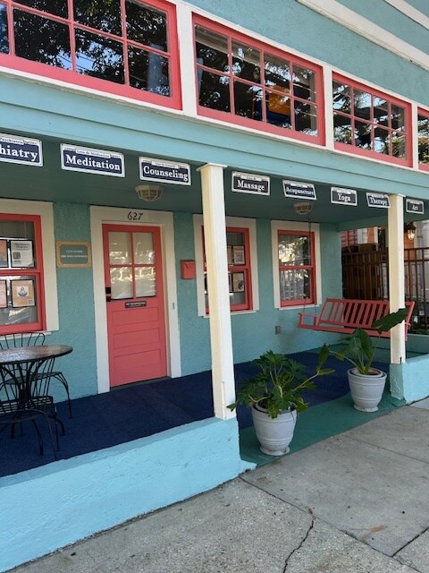 627 Opelousas Ave, New Orleans, LA for lease Building Photo- Image 1 of 4