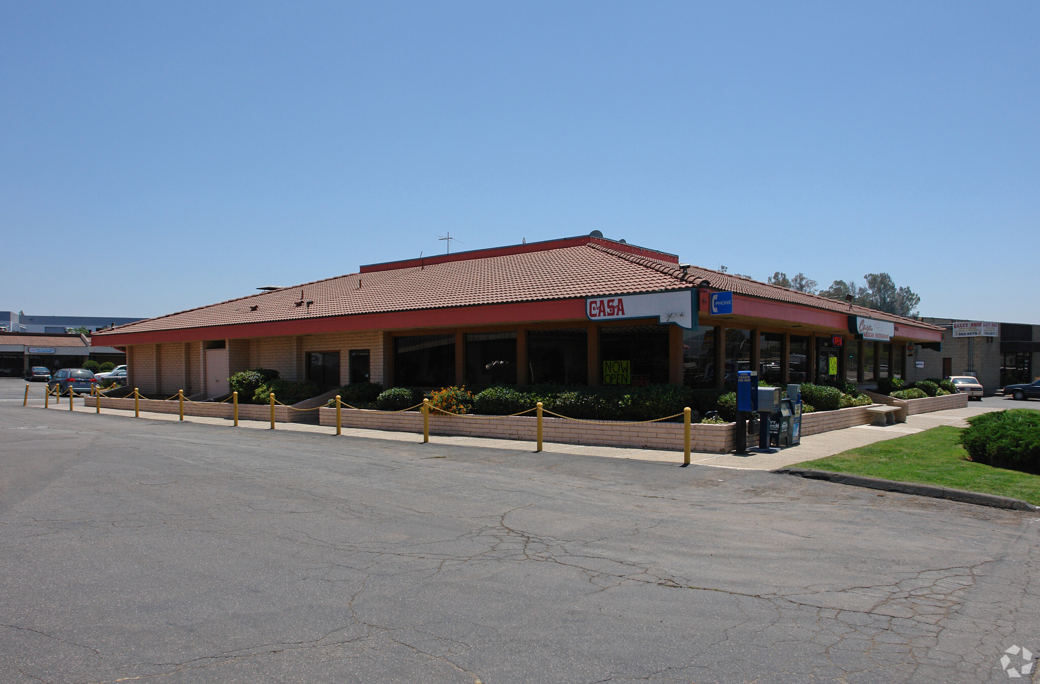 10757 Woodside Ave, Santee, CA for lease Building Photo- Image 1 of 2