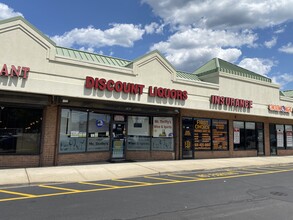 36-84 E Sunrise Hwy, Lindenhurst, NY for lease Building Photo- Image 1 of 5