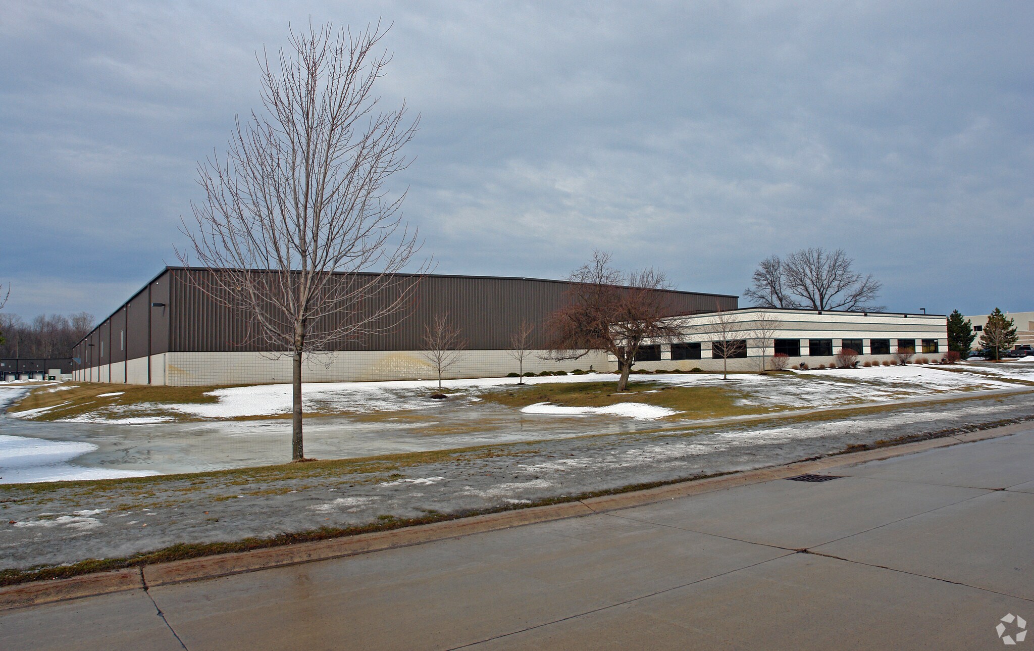30811 Century Dr, Wixom, MI 48393 Industrial for Lease