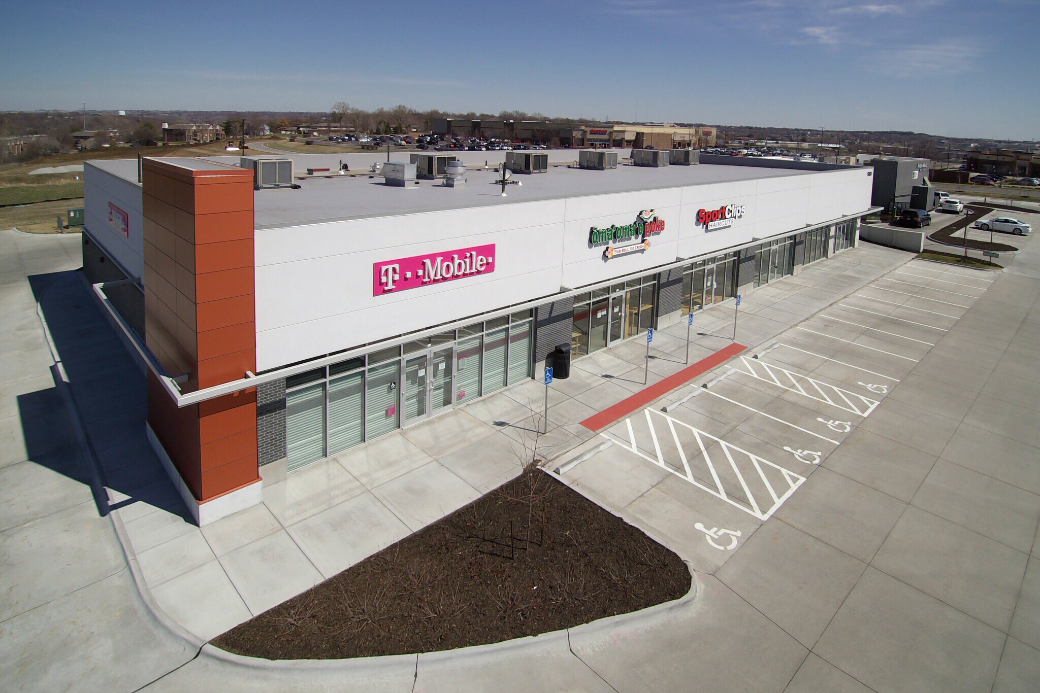 12424 W Dodge Rd, Omaha, NE 68154 Retail for Lease