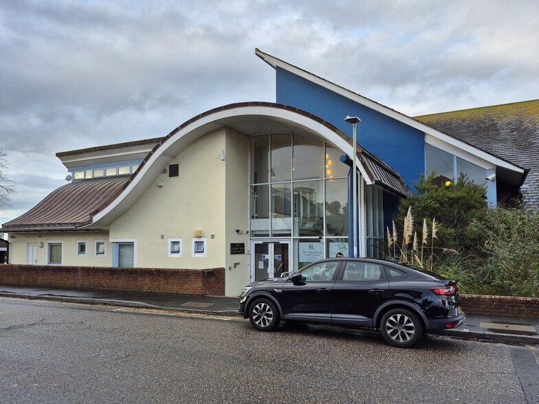 9 Mitchell Rd, Poole for lease - Primary Photo - Image 1 of 22