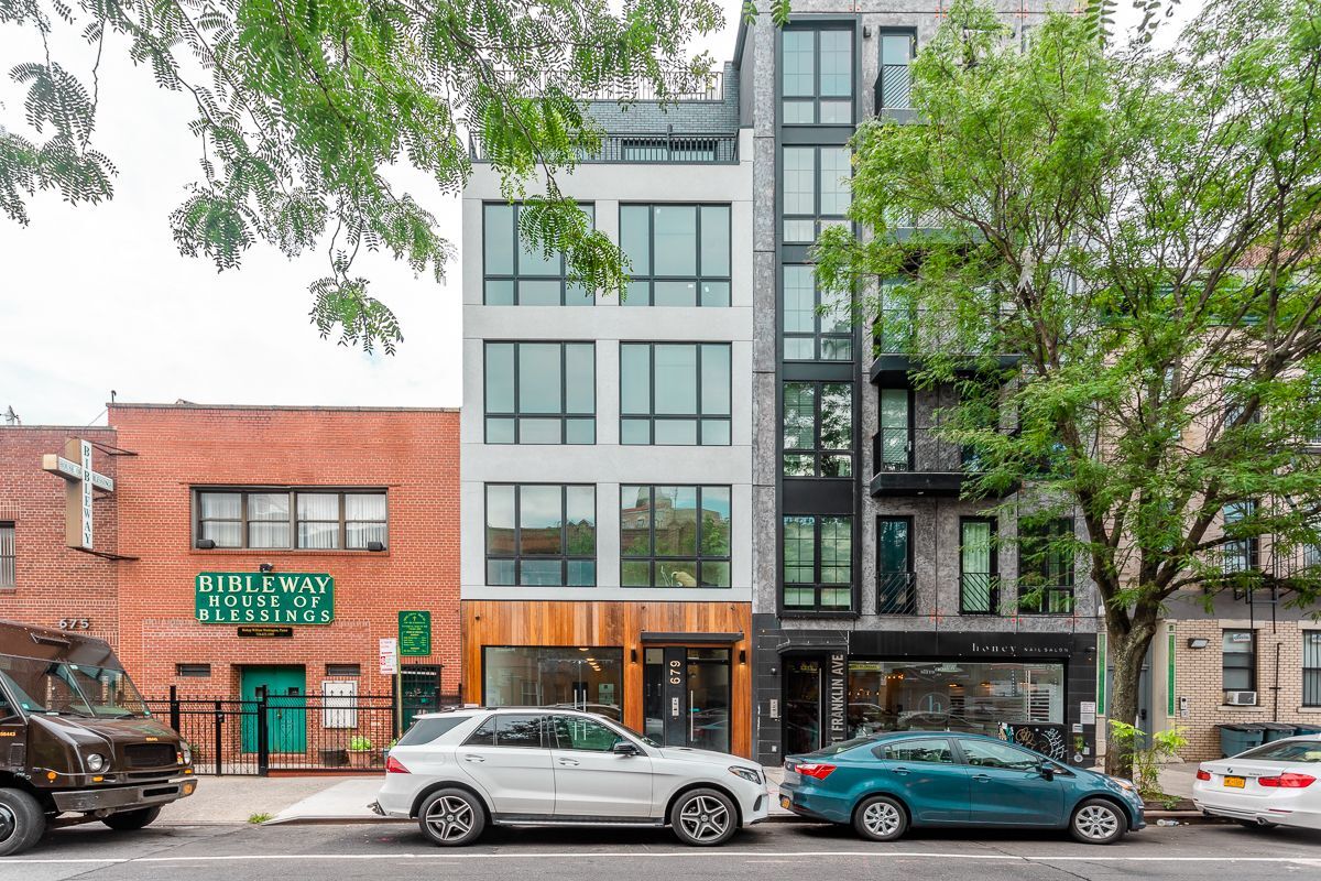 679 Franklin Ave, Brooklyn, NY 11238 679 Franklin Ave