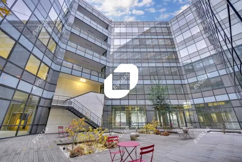 Office in Paris for lease Building Photo- Image 1 of 15