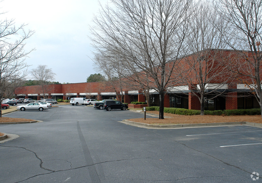 4600 Highlands Pky SE, Smyrna, GA for lease - Building Photo - Image 3 of 10