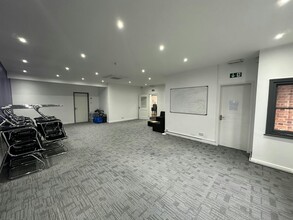 35 Frederick St, Loughborough for lease Interior Photo- Image 2 of 8