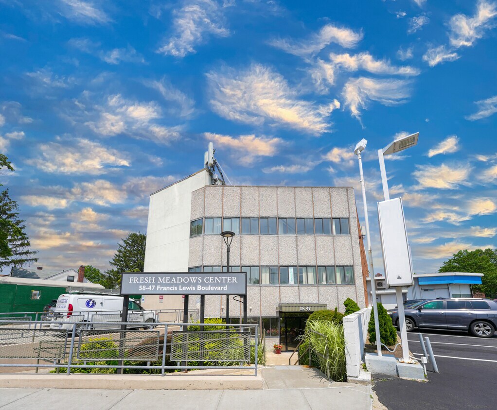 5847 Francis Lewis Blvd, Oakland Gardens, NY 11364 Office/Medical for