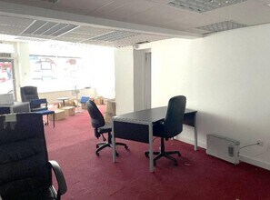 13 Battle Hl, Hexham for lease Interior Photo- Image 2 of 4