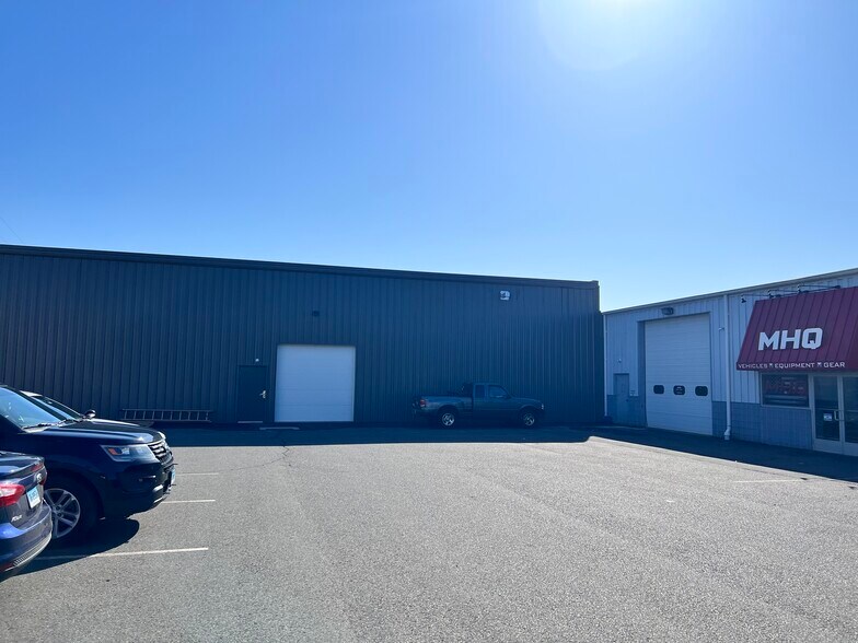 750 Newfield St, Middletown, CT 06457 Retail for Sale