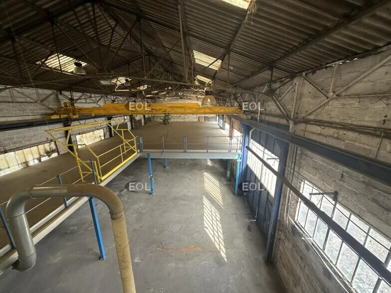 Flex in Marseille for sale - Building Photo - Image 3 of 9