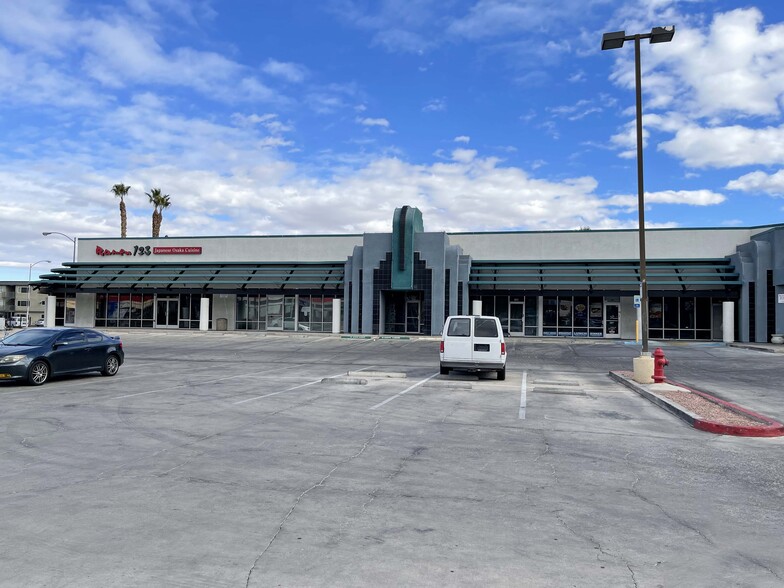 815-855 E Twain Ave, Las Vegas, NV for lease - Building Photo - Image 3 of 6