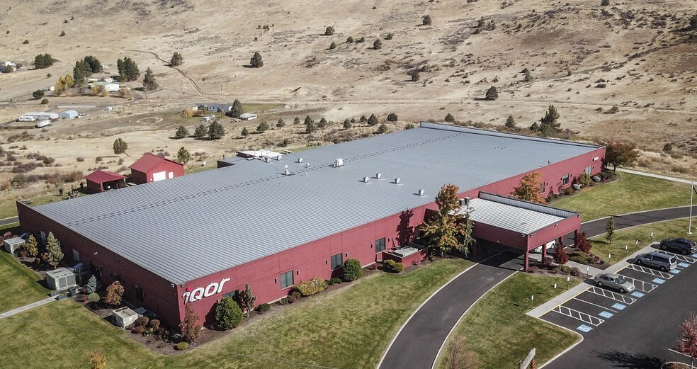 6000 New Way, Klamath Falls, OR for sale - Building Photo - Image 1 of 1