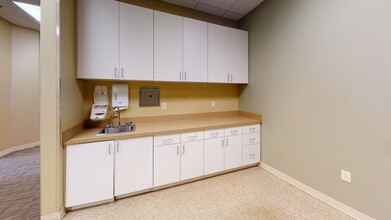 1600 Medical Way, Snellville, GA for lease Interior Photo- Image 2 of 9