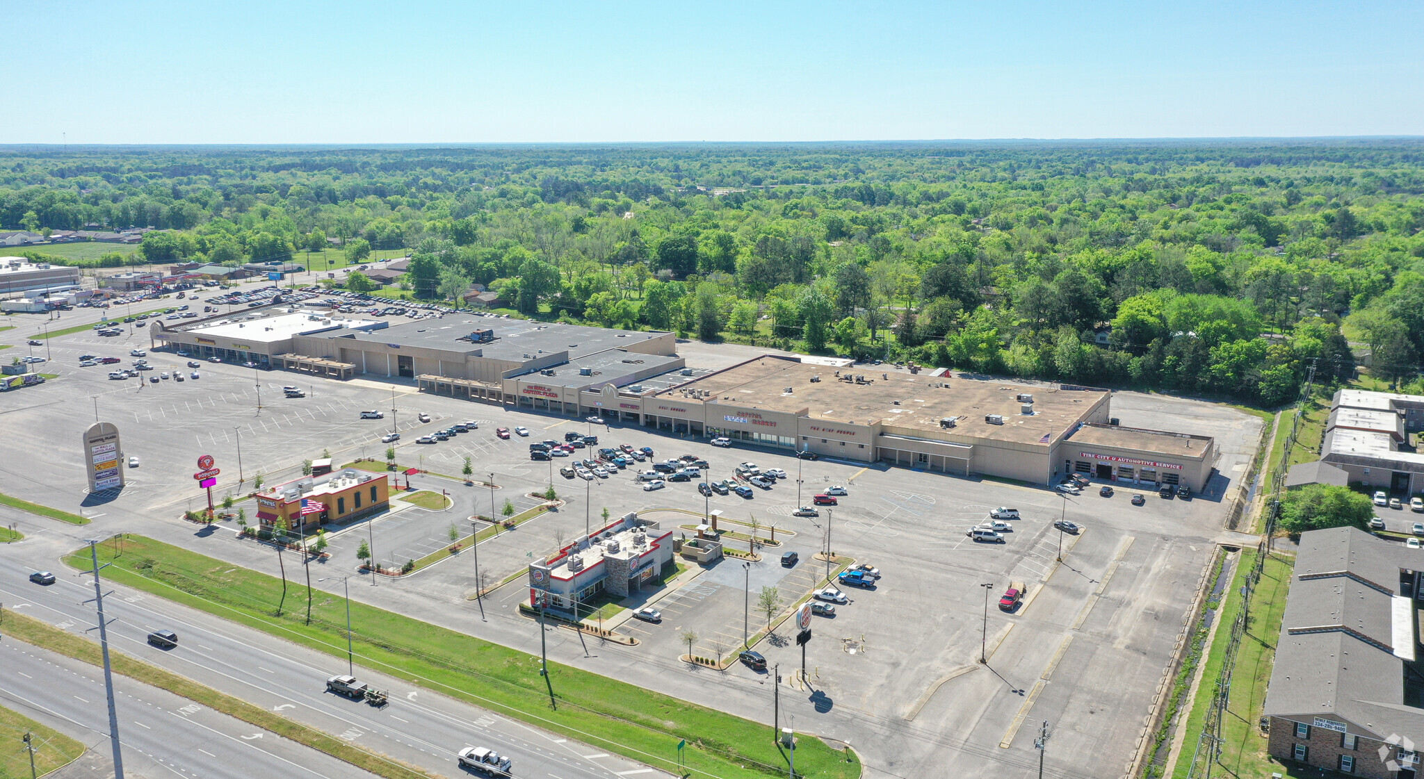 2234-2288 E South Blvd, Montgomery, AL for lease Building Photo- Image 1 of 8