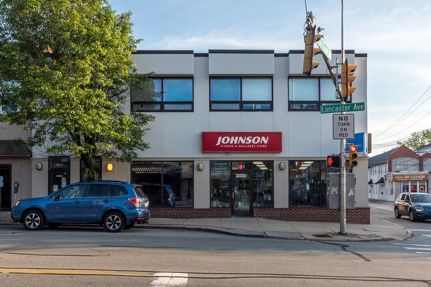 850 W Lancaster Ave, Bryn Mawr, PA for lease - Building Photo - Image 1 of 10