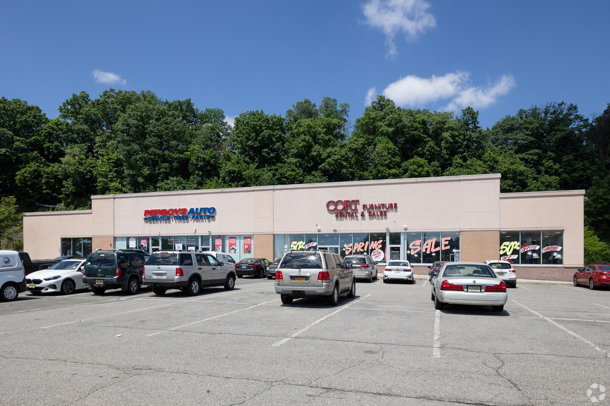5 State Route 17, Hasbrouck Heights, NJ 07604 Retail for Lease
