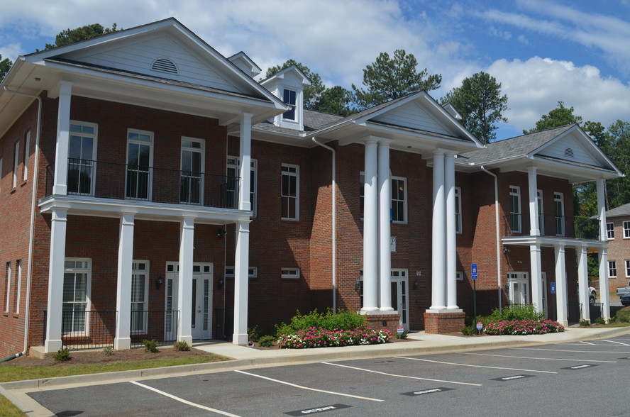 11400 Atlantis Pl, Alpharetta, GA for lease - Primary Photo - Image 1 of 3