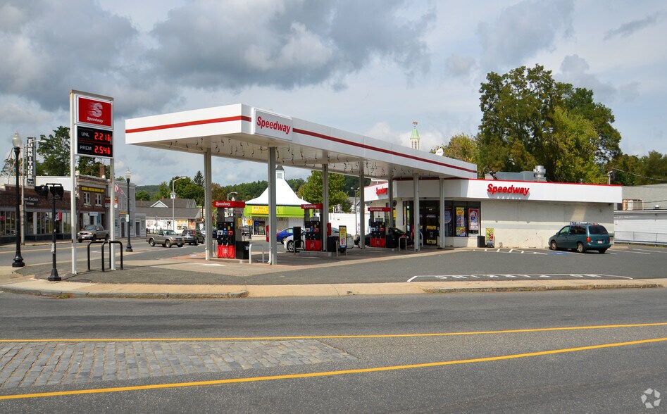 1411 Main St, Palmer, MA for sale - Primary Photo - Image 1 of 1