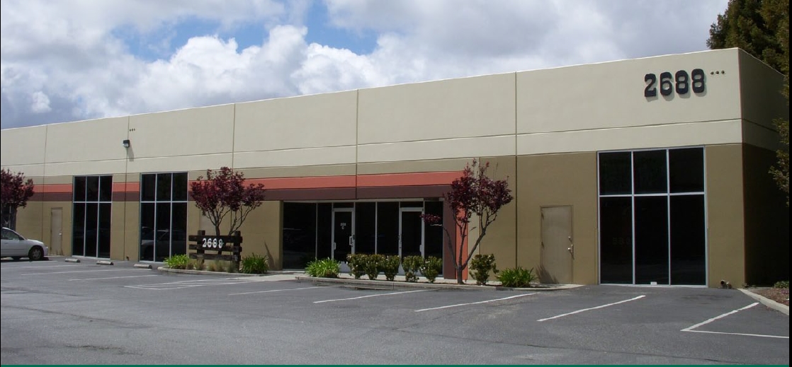 2688 Middlefield Rd, Redwood City, CA for lease Building Photo- Image 1 of 8