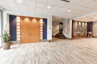 5 Walnut Grove Dr, Horsham Township, PA for lease Interior Photo- Image 1 of 5