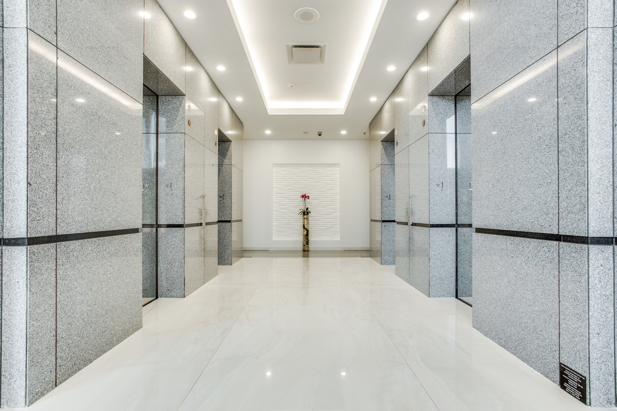 4975 Preston Park Blvd, Plano, TX for sale Lobby- Image 1 of 1