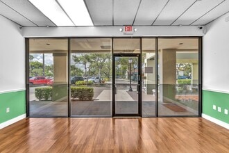10299-10391 Royal Palm Blvd, Coral Springs, FL for lease Interior Photo- Image 2 of 15