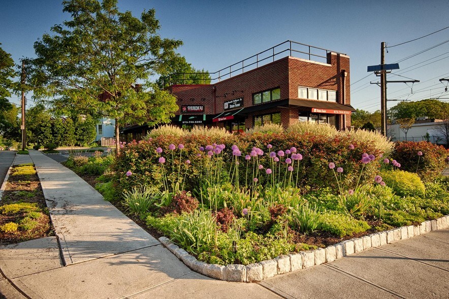 100 Grove St, Montclair, NJ for sale - Building Photo - Image 1 of 1