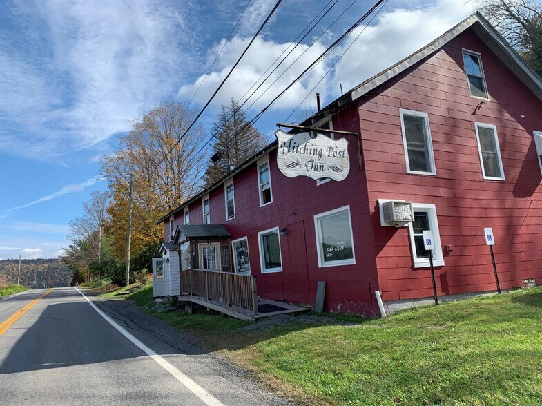 37690 NY 23 Hwy, Roxbury, NY 12474