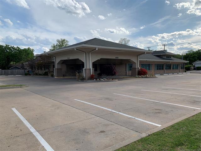 1810 E 15th St, Tulsa, OK for sale - Building Photo - Image 1 of 1