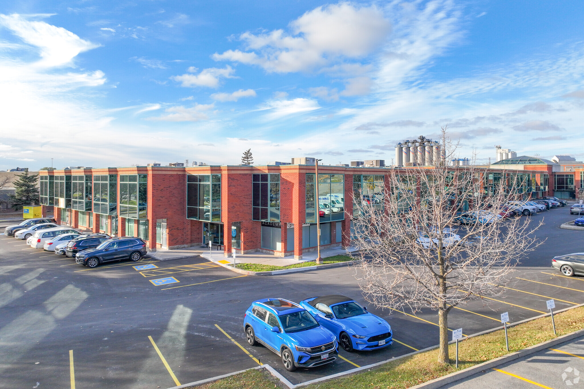 2800 John St, Markham, ON for lease Primary Photo- Image 1 of 5