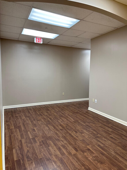 312 W 1st St, Sanford, FL for lease - Interior Photo - Image 2 of 15