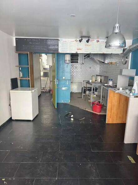 16 Rue Du Faubourg Poissonnière, Paris for lease - Interior Photo - Image 3 of 5