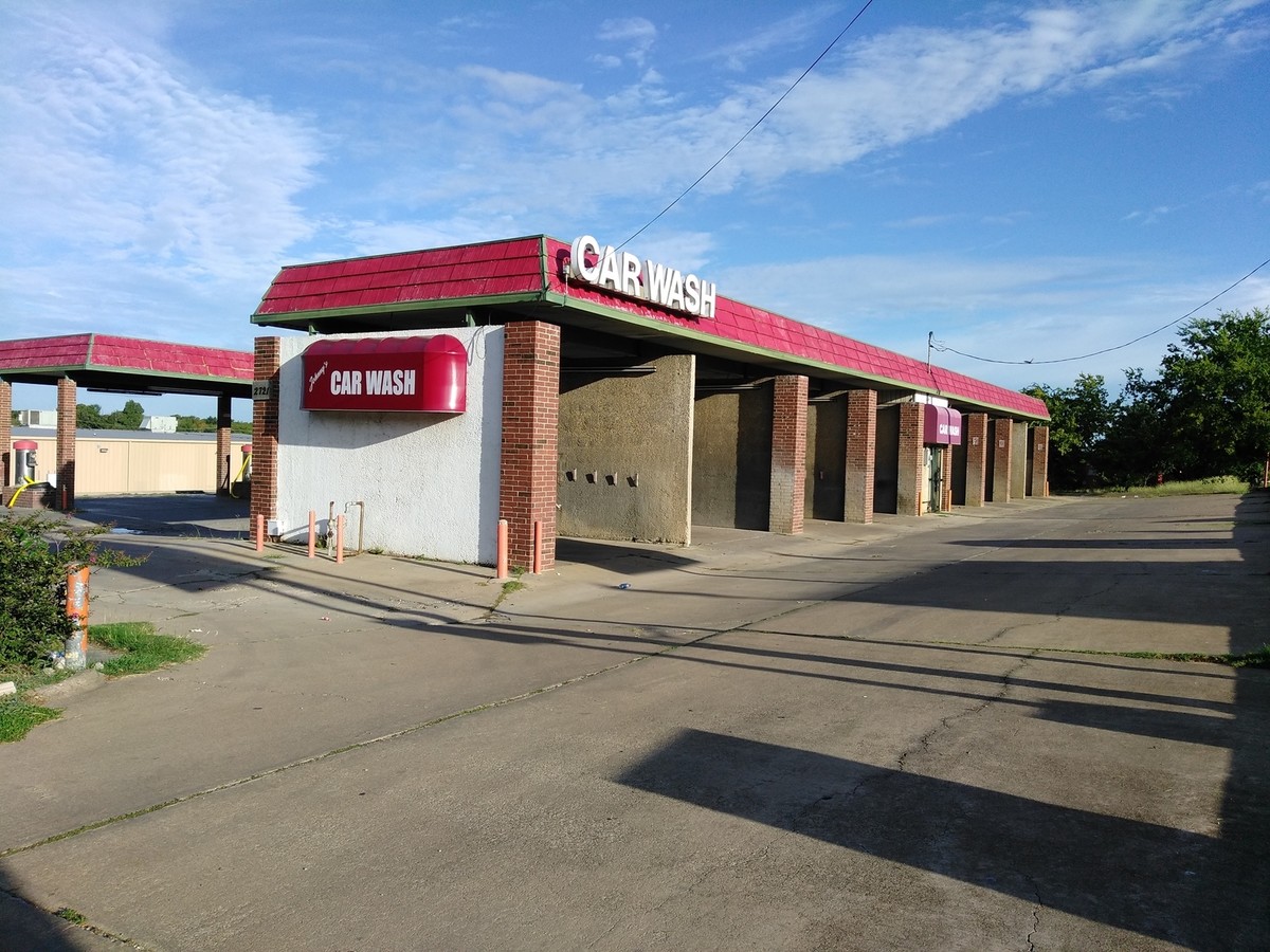 2701 Park Row, Arlington, TX, 76010 Car Wash Property