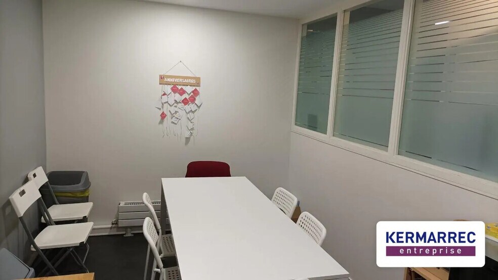 Office in Nantes for lease - Building Photo - Image 3 of 14