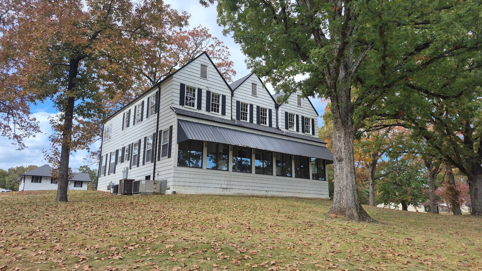 1656 Malvern Ave, Hot Springs, AR for lease Primary Photo- Image 1 of 9