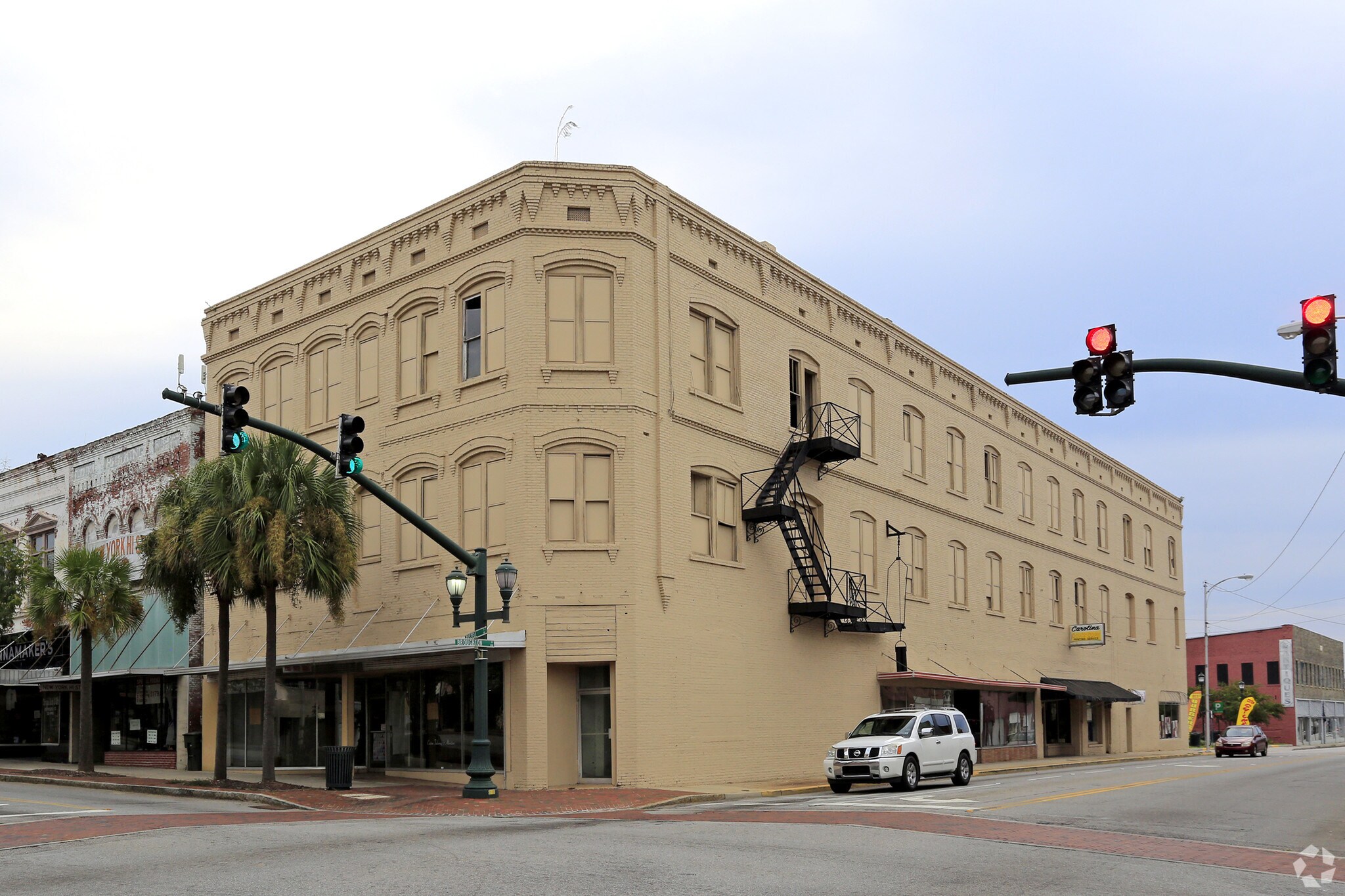 1108 Russell St, Orangeburg, SC for sale Primary Photo- Image 1 of 7