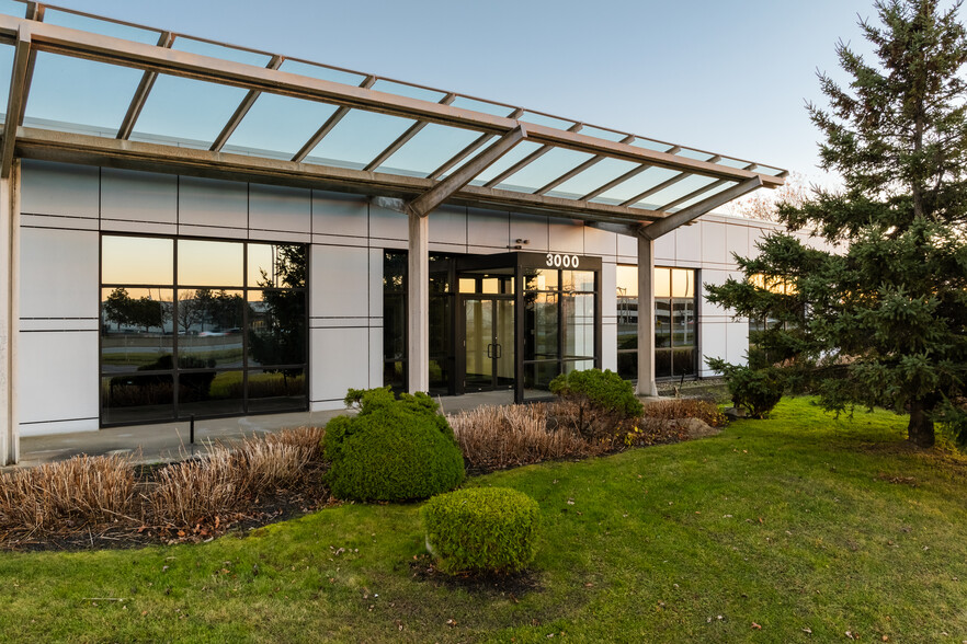 3000 Aut Transcanadienne, Pointe-claire QC - Commercial Real Estate