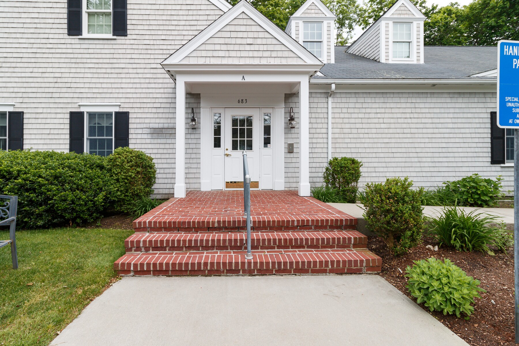 679-683 Main St, Osterville, MA for sale Building Photo- Image 1 of 1