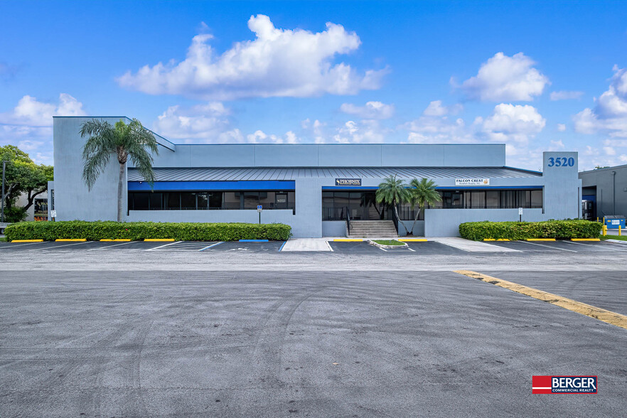 3520-3560 NW 56th St, Fort Lauderdale, FL for lease - Building Photo - Image 1 of 6