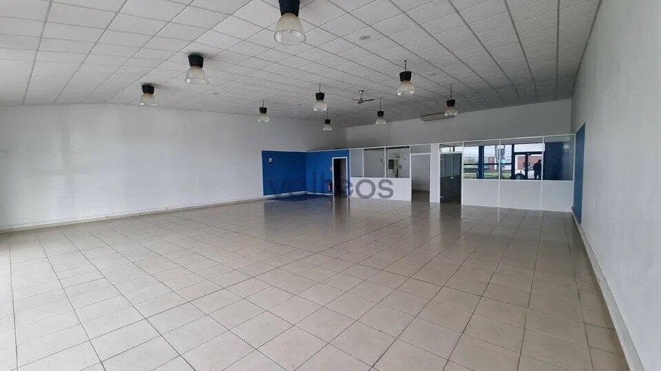 Retail in Balma for lease Interior Photo- Image 1 of 6