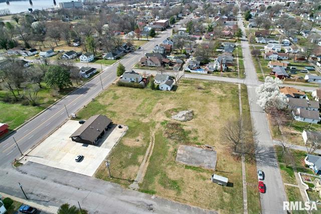 613 E 5th St, Metropolis, IL for sale - Building Photo - Image 2 of 10