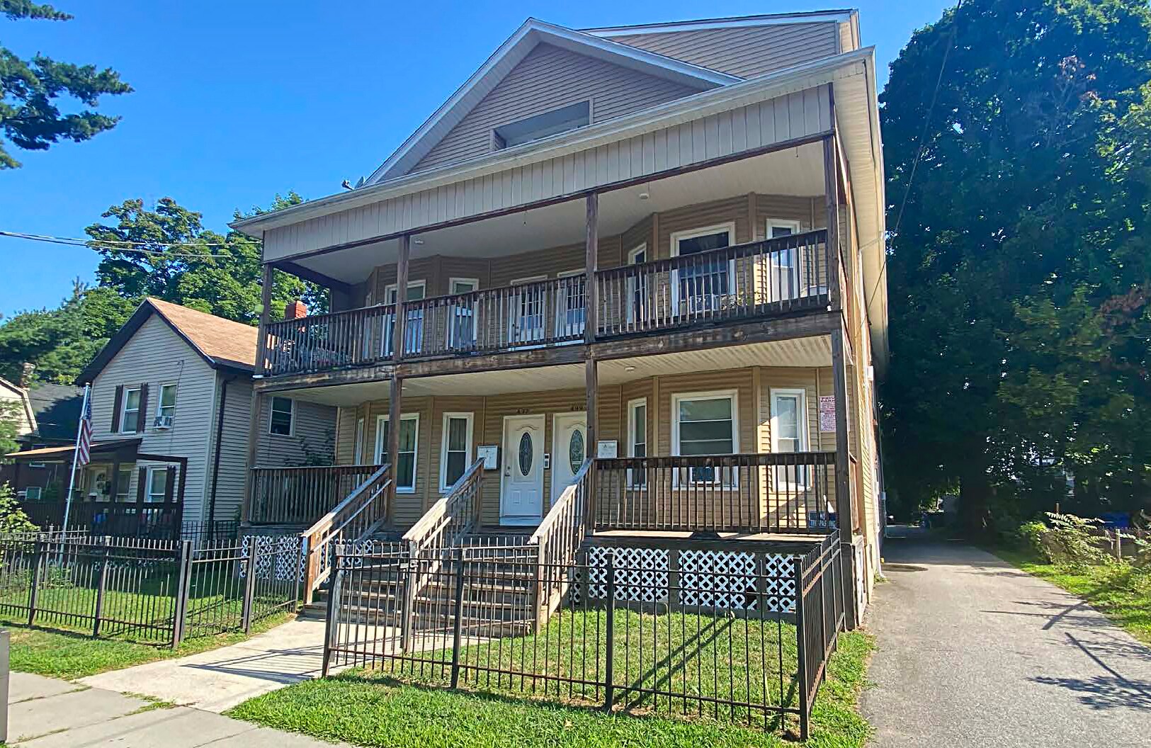 497 Edgewood St, Hartford, CT for sale Building Photo- Image 1 of 1