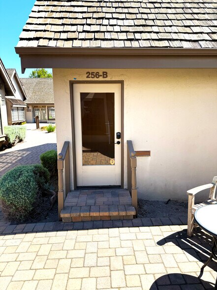 256 San Jose St, Salinas, CA for lease - Building Photo - Image 3 of 19